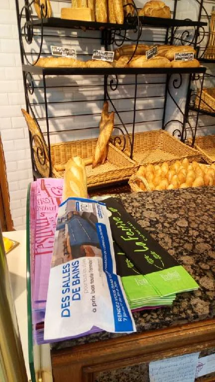 Sacs à pain personnalisés : diffusez votre publicité directement lors de l’achat quotidien en boulangerie.