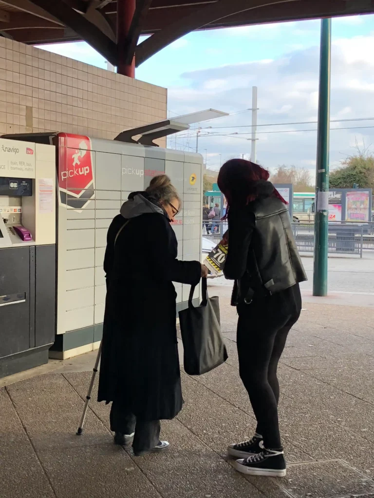 Distribution flyers gaston diffusion